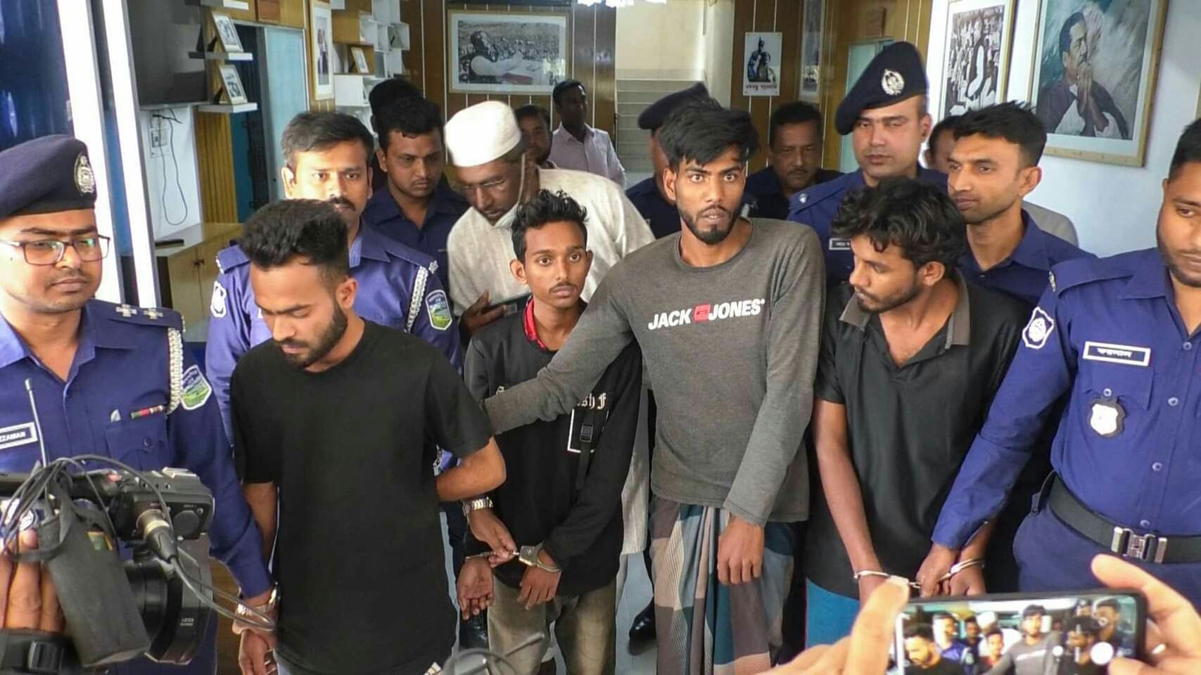 শেরপুরের নকলায় নিখোঁজের দুদিন পর অটোচালকের লাশ উদ্ধার, গ্রেপ্তার-৪