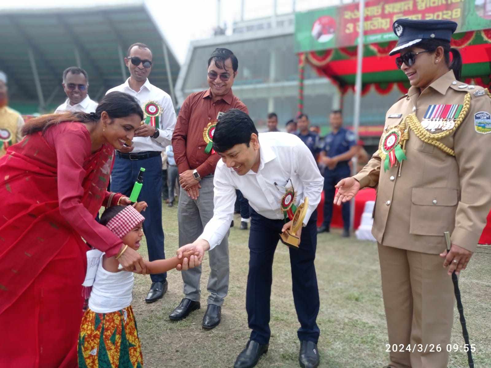 শেরপুরে ২৬ শে মার্চ জেলা প্রশাসকের পুরস্কার পেল ১৭ মাসের ছোট্ট শিশু – ইশরাক