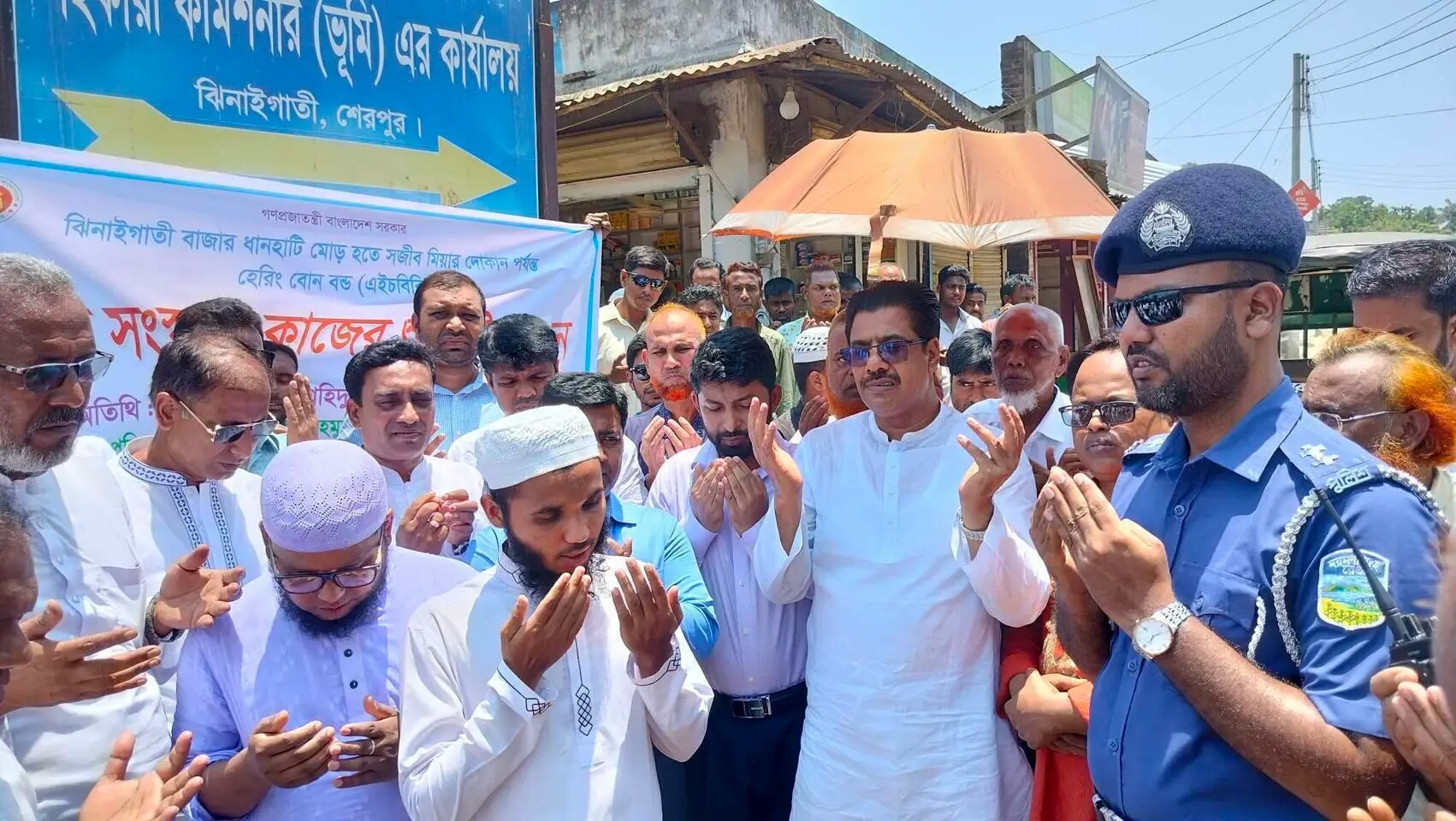 ঝিনাইগাতী ধানহাটি রাস্তা সংস্কারের কাজের উদ্বোধন 