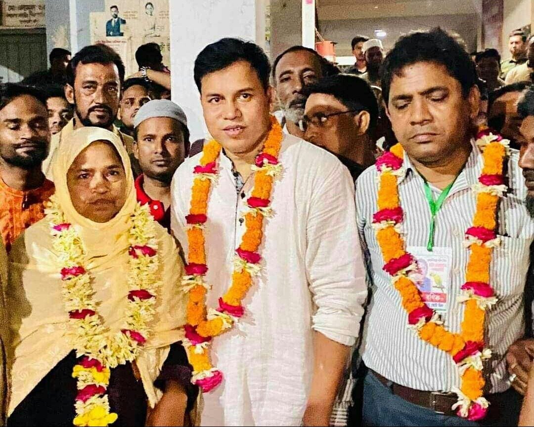 ফেনীর ফুলগাজী উপজেলা নির্বাচনে চেয়ারম্যান পদে হারুন মজুমদার নির্বাচিত ভাইস চেয়ারম্যান হলেন অনিল বনিক