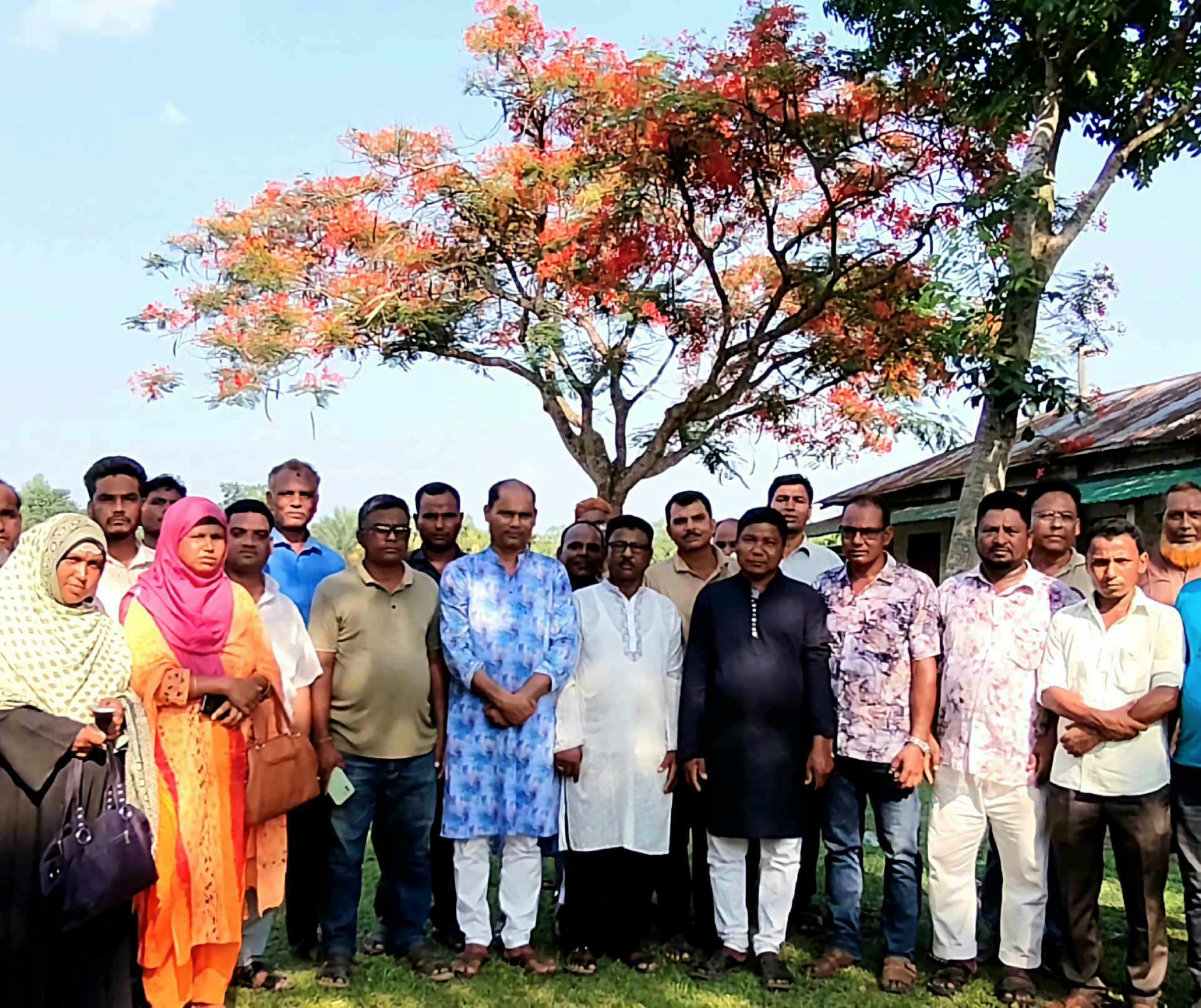 পঞ্চগড়ে আটোয়ারী উপজেলা ইউপি সদস্য ফোরাম কমিটির সভাপতি তোজাক্কারুল সাধারণ সম্পাদক আহাদুরজ্জামান ( রাজু )