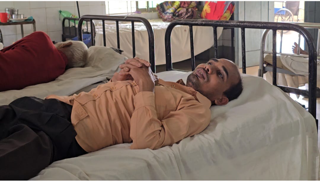 পীরগঞ্জে সাংবাদিকের বাড়িতে হামলা