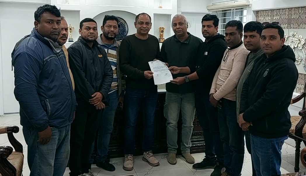 সাংবাদিকদের ওপর হামলার প্রতিবাদে শেরপুর প্রেসক্লাবের স্মারকলিপি প্রদান