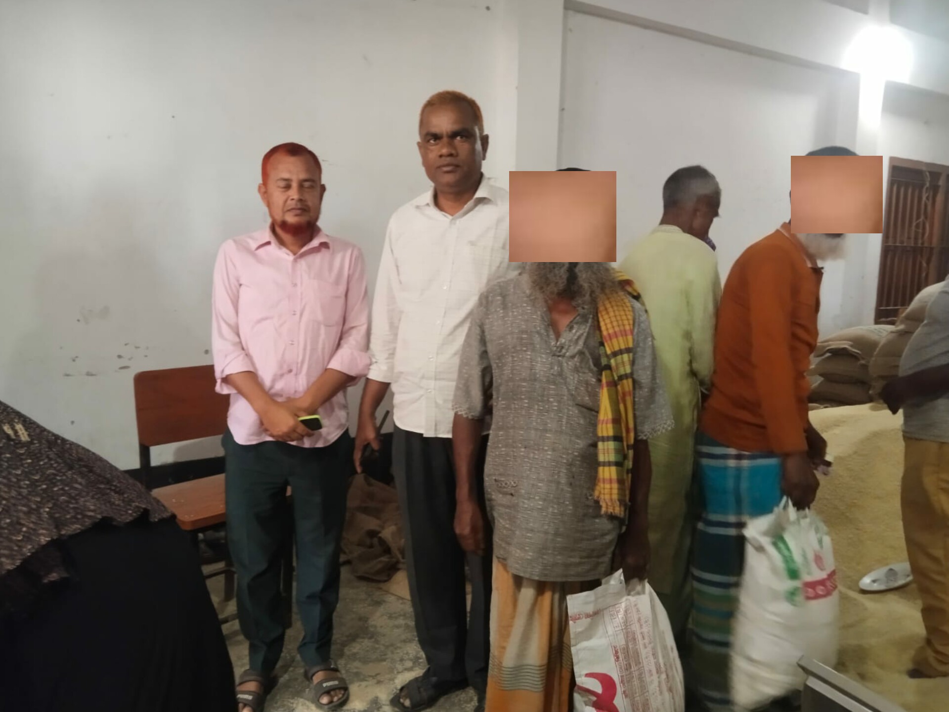 শেরপুরের ঝিনাইগাতীতে ভিজিএফ’র চাল পেলো ১২৬২২ হত-দরিদ্র পরিবার
