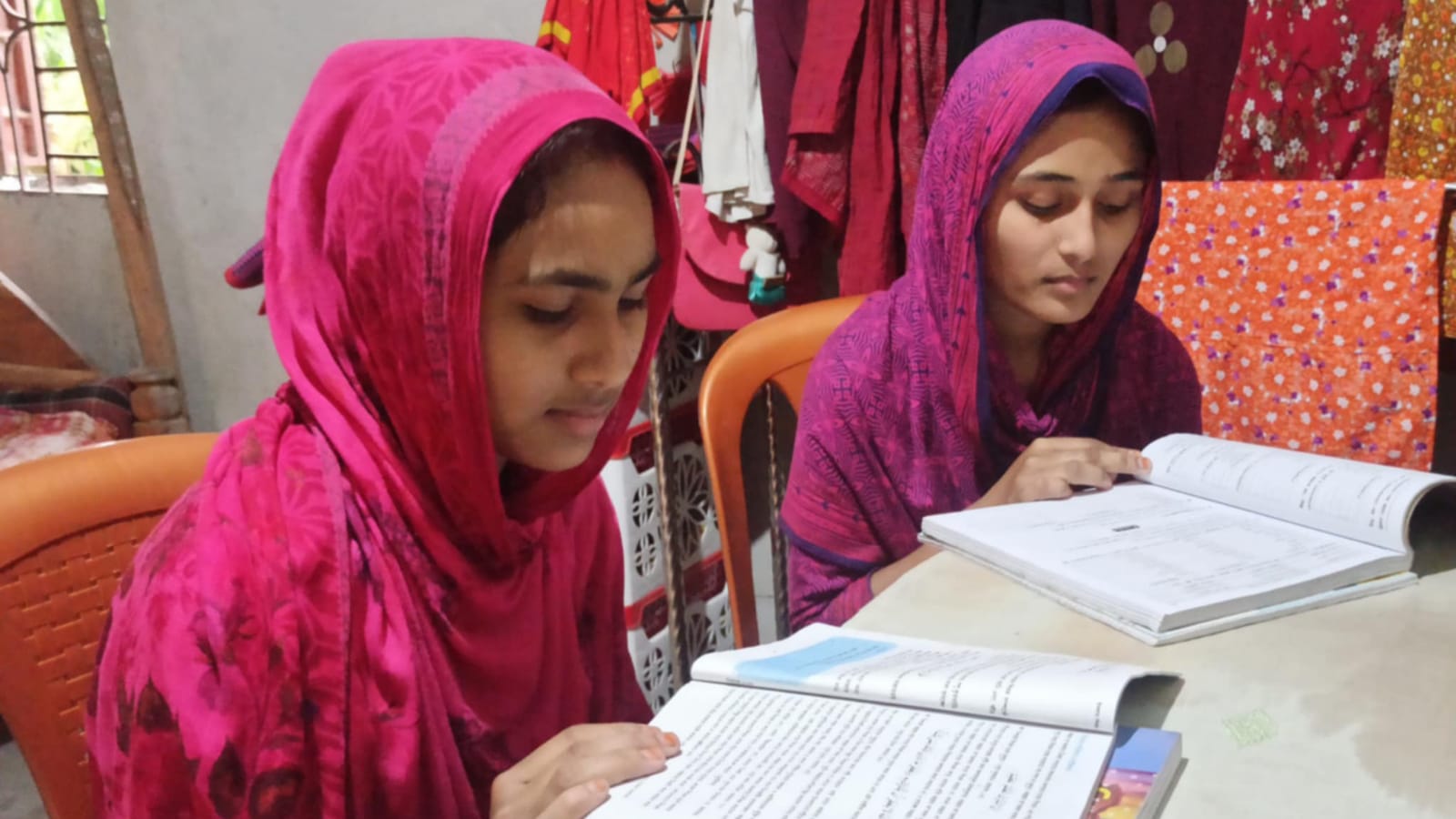 বাল্যবিয়েই জীবন ধ্বংস আশামনির, বিয়ের স্বীকৃতির জন্য নেই কোন কাবিন