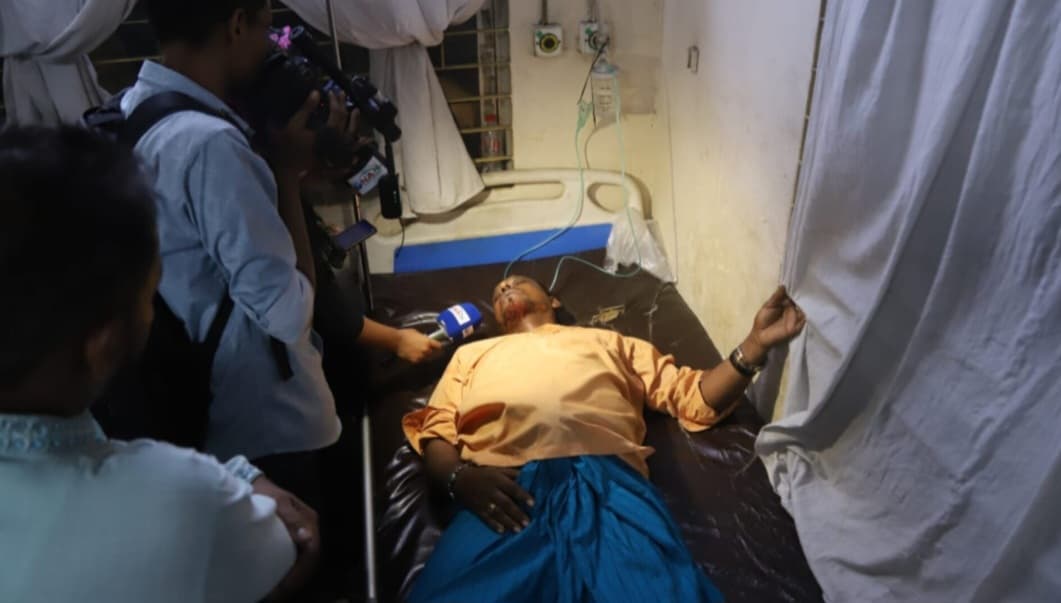 চাঁদা না দেয়ায় বিএনপি নেতার হাত-পা ভেঙে দিলো সাবেক ছাত্রদল নেতা