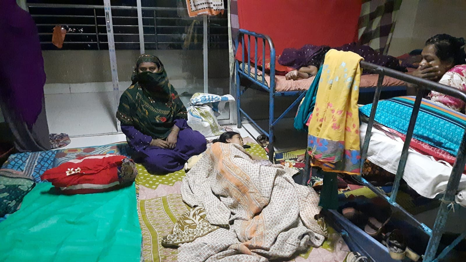 ঝিনাইদহে কিশোরী ধর্ষনের অভিযোগ, হাসপাতালে ভর্তি, থানায় মামলা