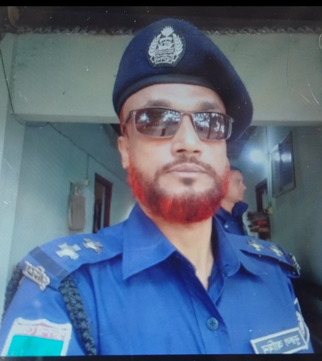 খুলনা রেঞ্জ মংলা থানার এস আই নুরুল আমিন ফ্যাসিস্টের দোসর গরীব নির্যাতনকারীসহ নানা দোষে অভিযুক্ত