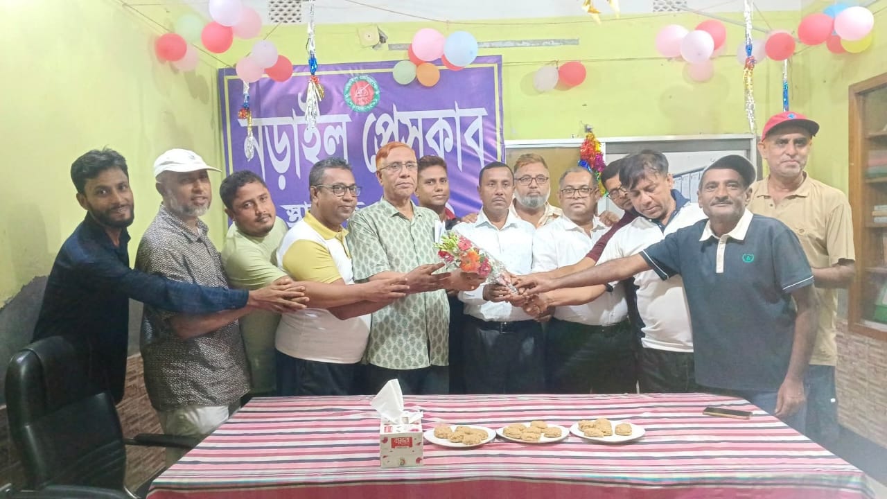 নড়াইল প্রেসক্লাবের সভাপতি আব্দুল হক ও সাধারন সম্পাদক লাবলু