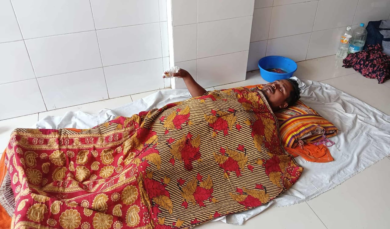 ঘুমন্ত স্বামীর পুরুষাঙ্গ কাটার অভিযোগে স্ত্রী আটক