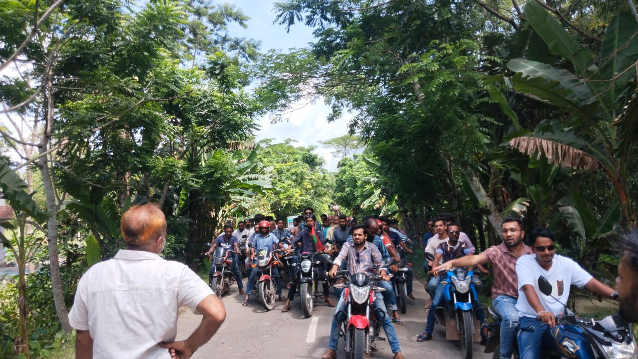 ঝালকাঠিতে বিএনপির শোভাযাত্রা ও পথসভা