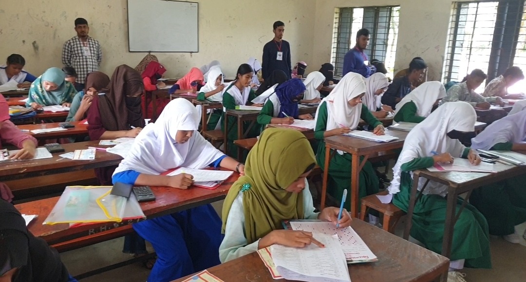 রুহিয়ায় কিশোরকণ্ঠ মেধাবৃত্তি পরীক্ষা-২০২৫ অনুষ্ঠিত