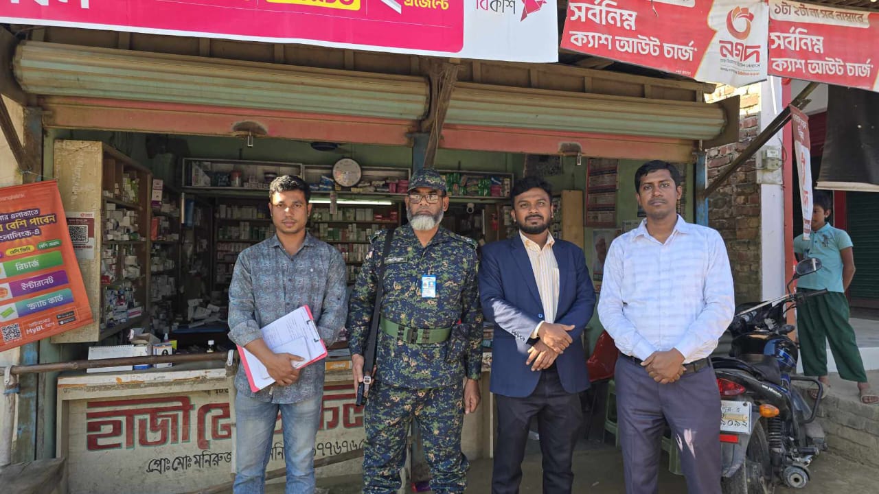 মেয়াদোত্তীর্ণ ওষুধ ও প্রেসক্রিপশন ছাড়া অ্যান্টিবায়োটিক বিক্রিতে ৯ ফার্মেসীকে জরিমানা