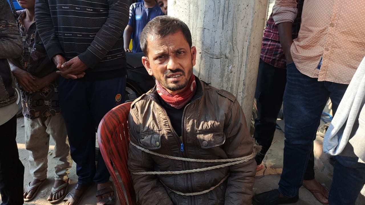 গাইবান্ধার গোবিন্দগঞ্জে তেল চুরির ঘটনায় চোর চক্রের সদস্য গ্রেফতার