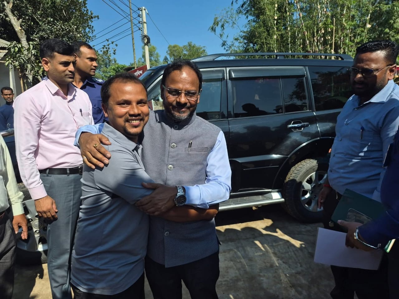 গাইবান্ধা জেলার পলাশবাড়ীতে ভারতীয় ডেপুটি হাইকমিশনারের মন্দির পরিশর্দন