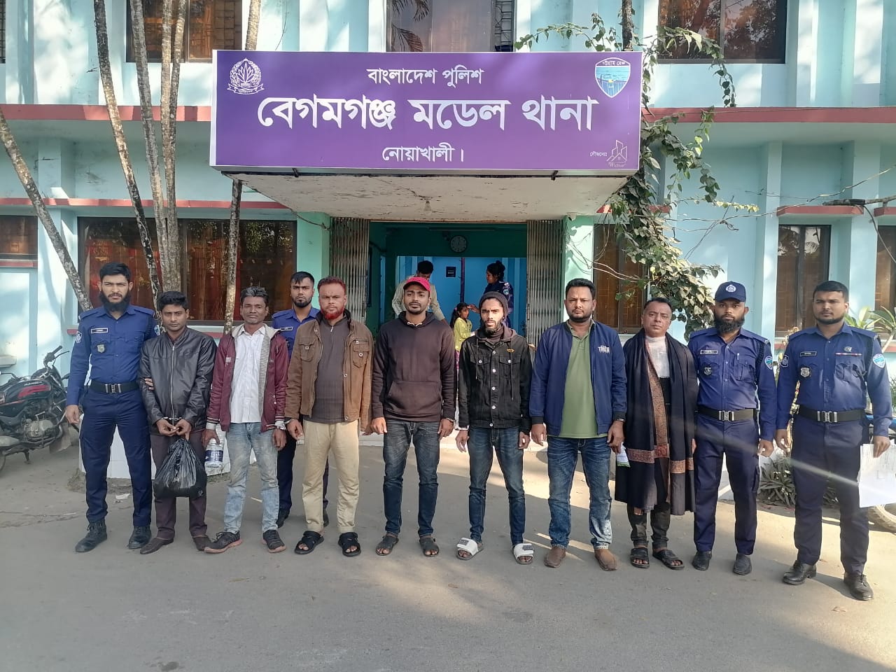 নোয়াখালীর বেগমগঞ্জে সাজাপ্রাপ্ত সহ ৭ আসামি গ্রেফতার