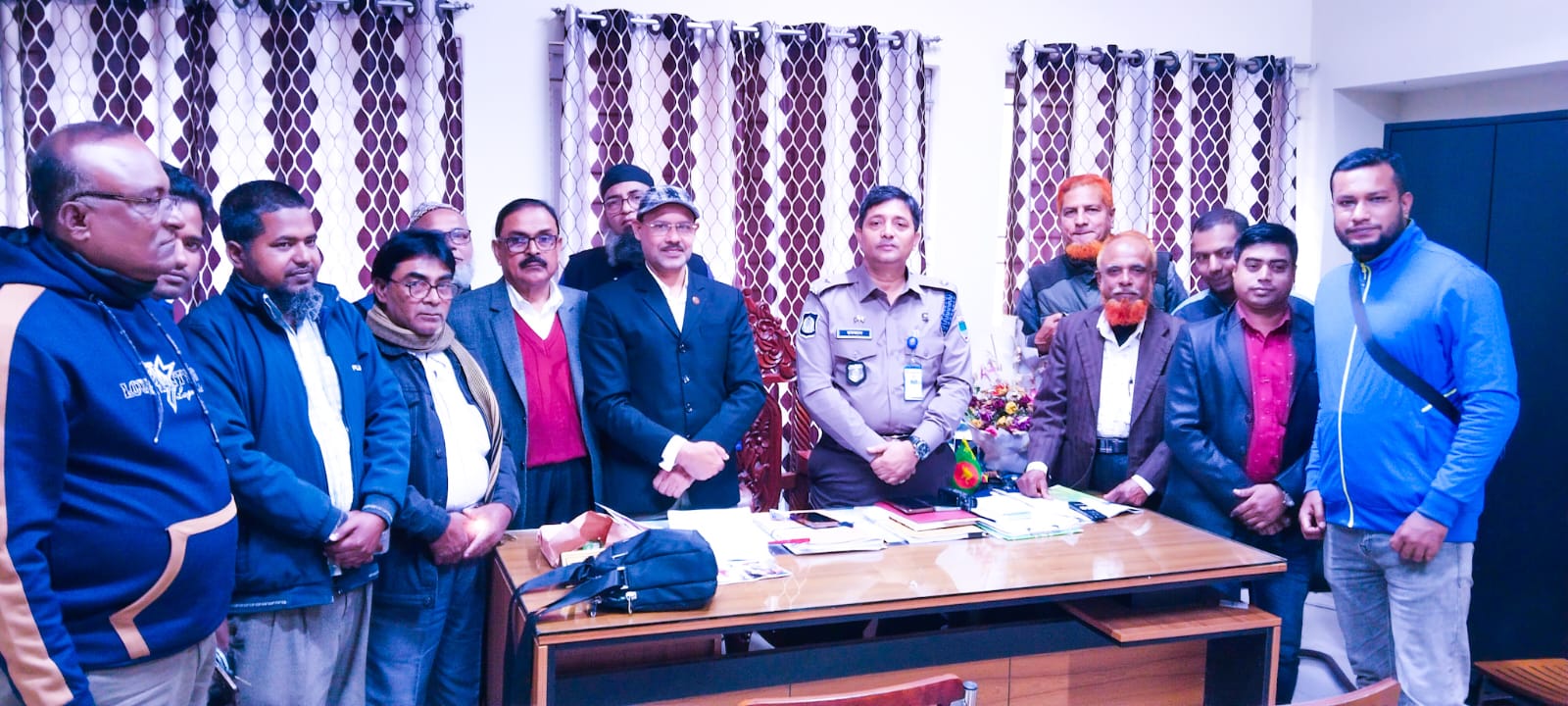 মোল্লাহাটে নবাগত ওসি’র সাথে সাংবাদিকদের সৌজন্য সাক্ষাৎ