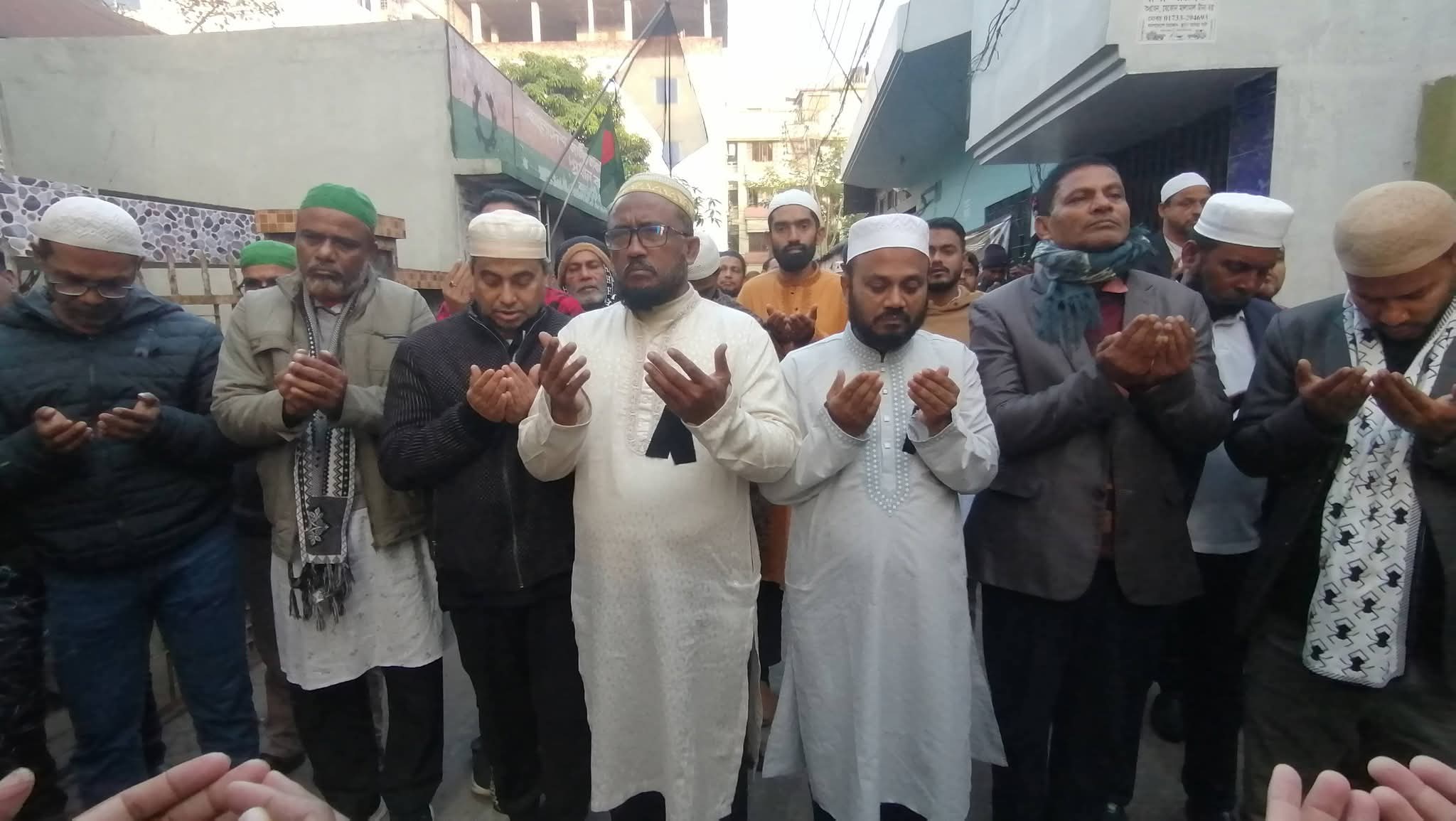 ঝালকাঠিতে বেগম খালেদা জিয়ার গায়েবানা জানাজা অনুষ্ঠিত