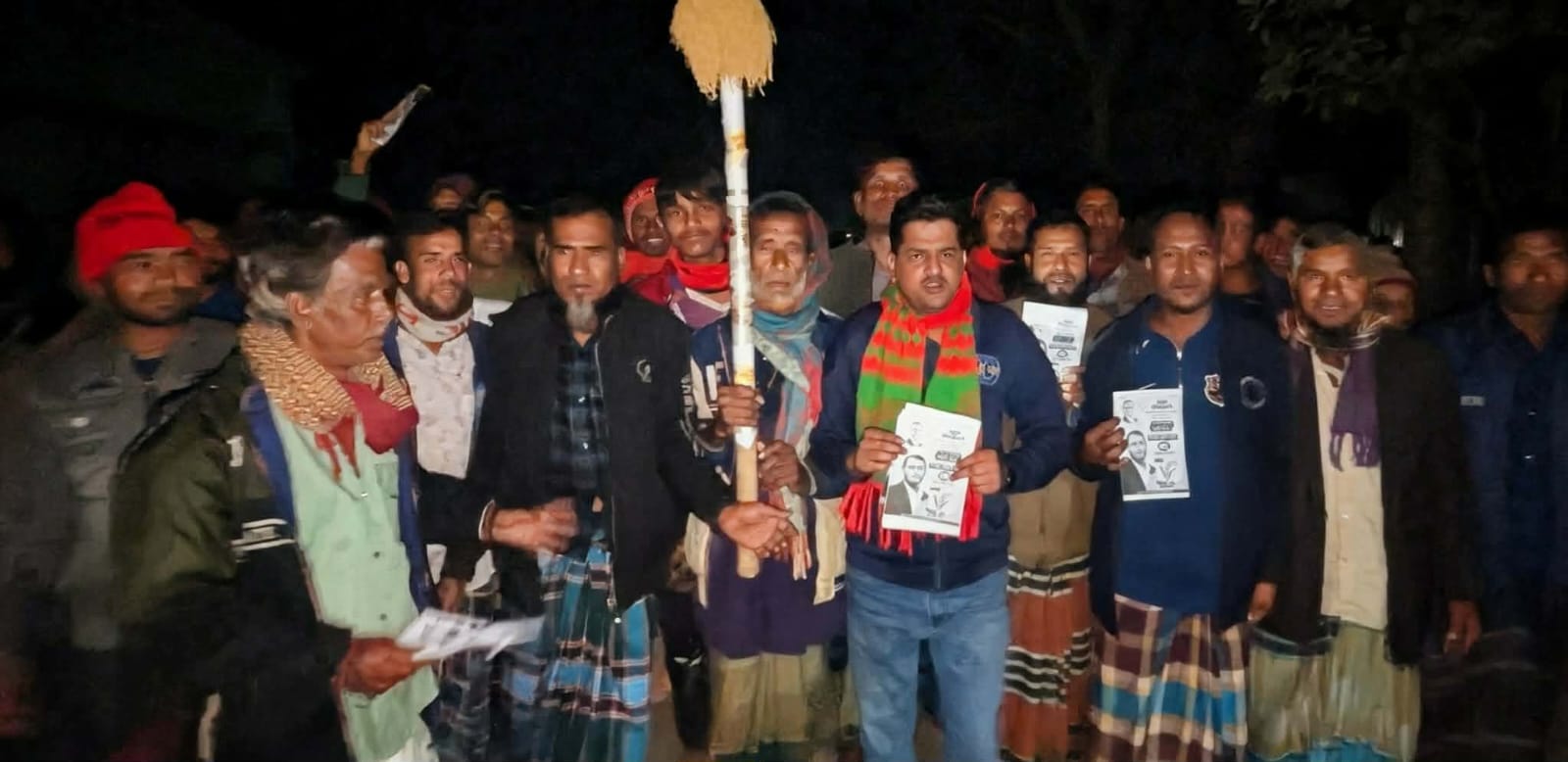 ইসলামপুরে প্রত্যন্ত অঞ্চল ধানের শীষের স্লোগানে মিশিল
