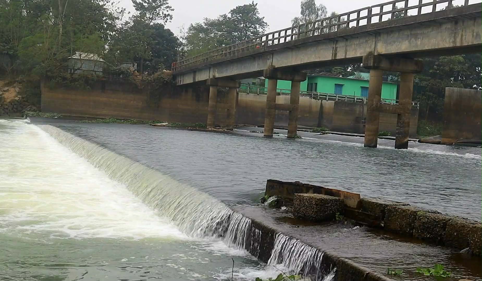 রৌমারীতে অচল রাবার ড্রাম সচলের দাবি