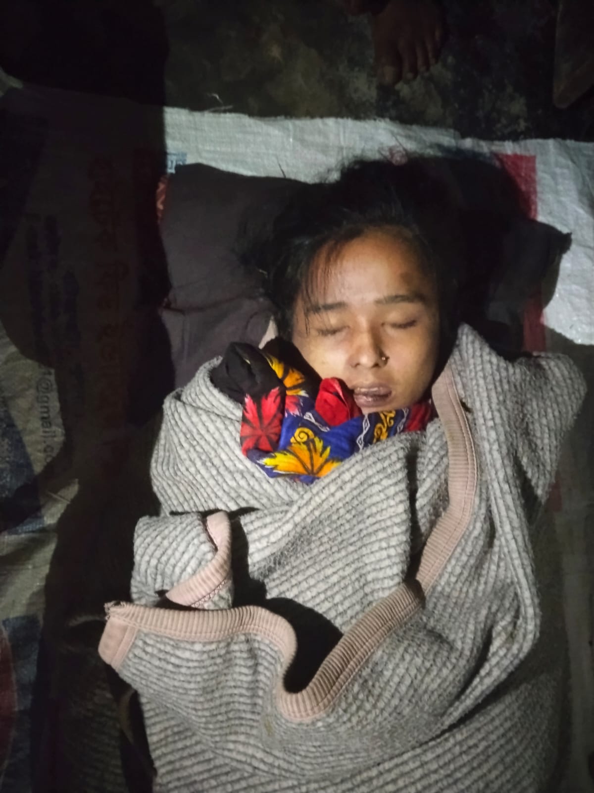 টুঙ্গীপাড়ায় গৃহবধূকে পিটিয়ে হত্যার অভিযোগ, স্বামীর দৃষ্টান্তমূলক শাস্তির দাবি