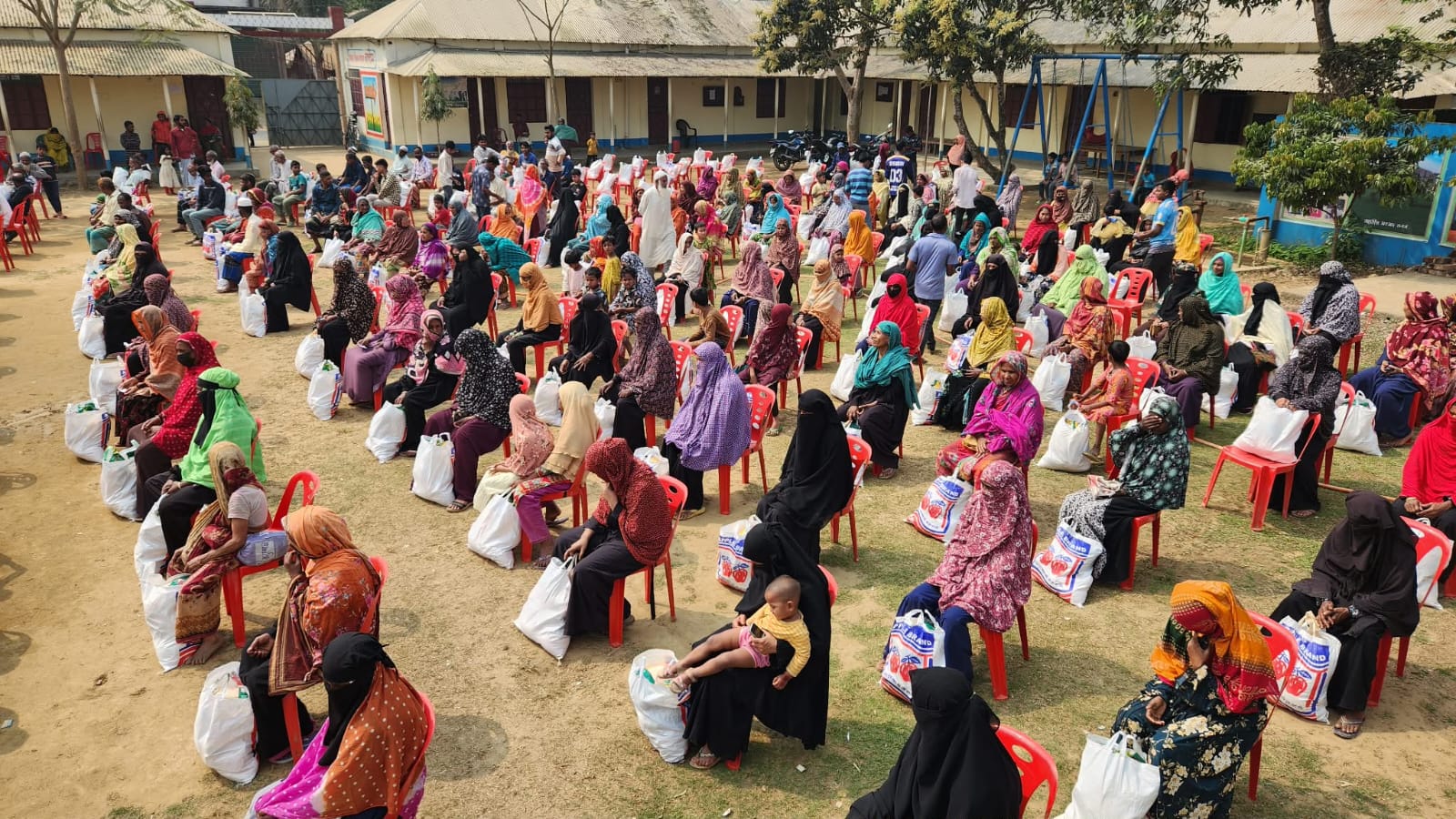 ঝিনাইগাতীতে দুই শতাধিক পরিবারের মধ্যে ইফতার সামগ্রী বিতরণ
