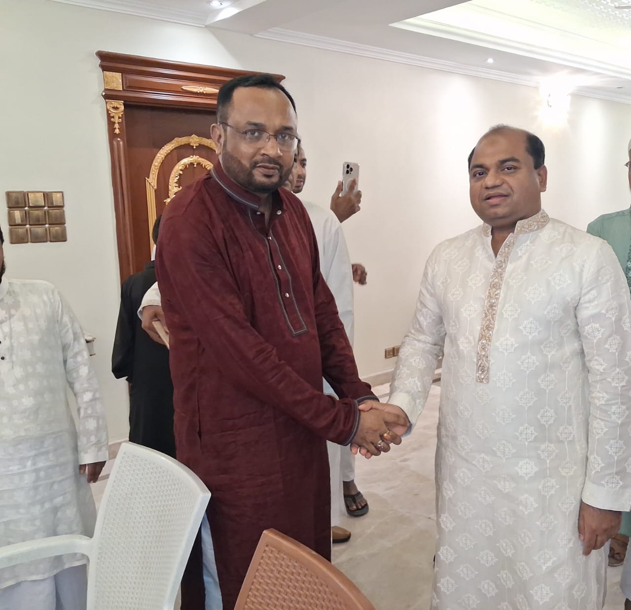 এমপি জসিম উদ্দিনের সঙ্গে সাংবাদিক নেতা টিটুর সাক্ষাৎ, উন্নয়ন ও গণমাধ্যমে সমন্বয়ের ওপর গুরুত্ব রাজনীতি, গণমাধ্যম ও উন্নয়ন ইস্যুতে ফলপ্রসূ আলোচনা