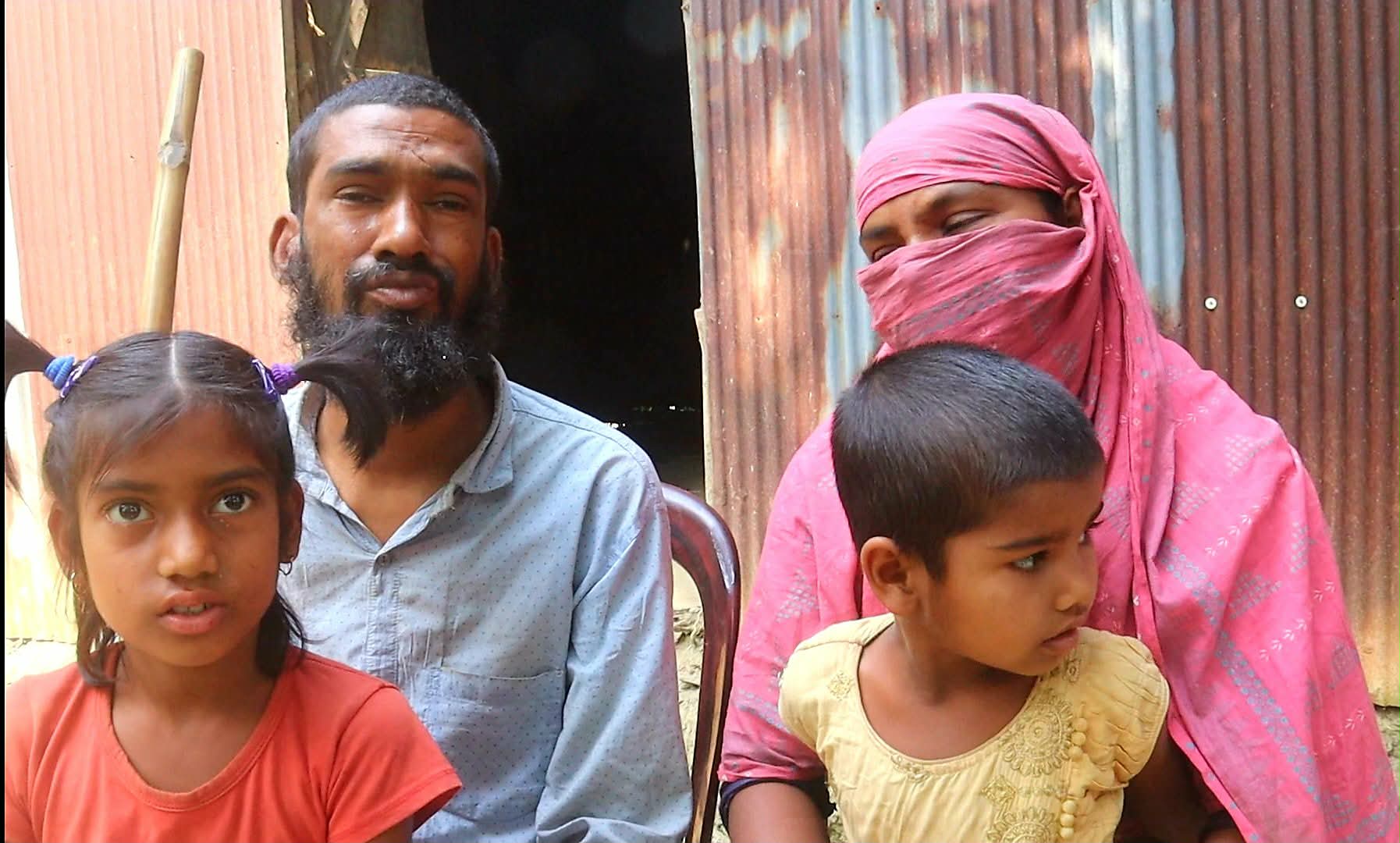 রাজিবপুরের বাউলপাড়ায় অন্ধ সিরাজুলের মানবেতর জীবন—সরকারি সহায়তার আকুতি