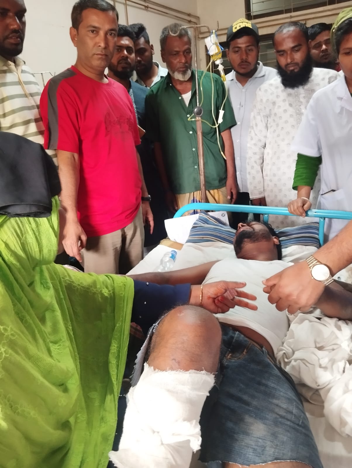 কিশোরগঞ্জে অপহরণ করে নির্যাতন: ব্যবসায়ীকে পিটিয়ে হত্যাচেষ্টার অভিযোগ