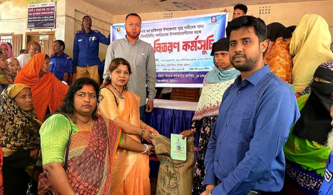 রাজিবপুরে দুস্থ নারীদের মাঝে খাদ্য সহায়তা ও পুষ্টি চাল বিতরণ কর্মসূচি অনুষ্ঠিত