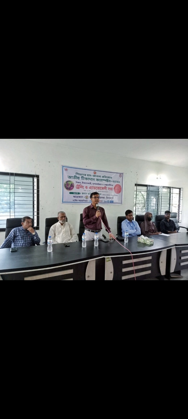দিনাজপুরের ফুলবাড়ীতে শিশুদের হাম রুবেলা প্রতিরোধে টিকাদান ক্যাম্পেইন অনুষ্ঠিত।