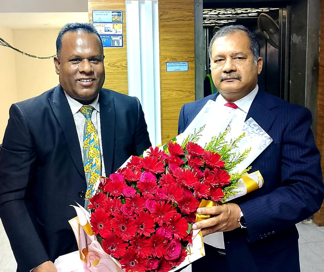 তথ্যমন্ত্রীর সাথে সোমালিয়ার দারু সালাম বিশ্ববিদ্যালয়ের ভিসি ড. মিজানের সৌজন্য সাক্ষাৎ
