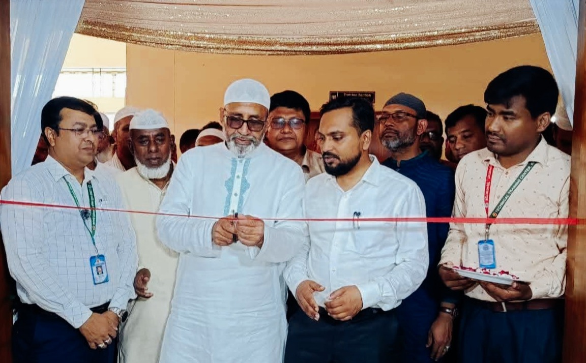 দিনাজপুরে উপজেলা কারিগরি প্রশিক্ষণ কেন্দ্র (টিটিসি) এর চলমান কার্যক্রম পরিদর্শনে: হুইপ আখতারুজ্জামান মিয়া