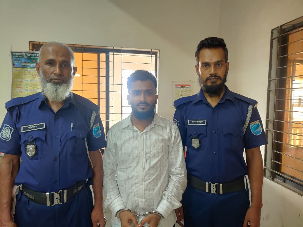 ভৈরবে শীর্ষ মাদক কারবারি উমান মিয়া গ্রেফতার