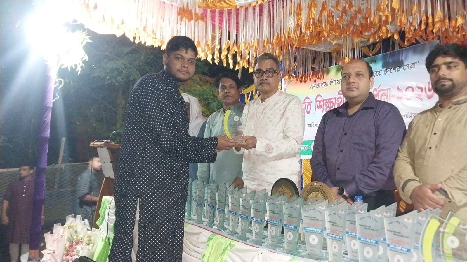 চাঁপাইনবাবগঞ্জের দেবীনগর প্রগতি সংঘের আয়োজনে কৃতি শিক্ষার্থী সংবর্ধনা -২০২৬ অনুষ্ঠিত
