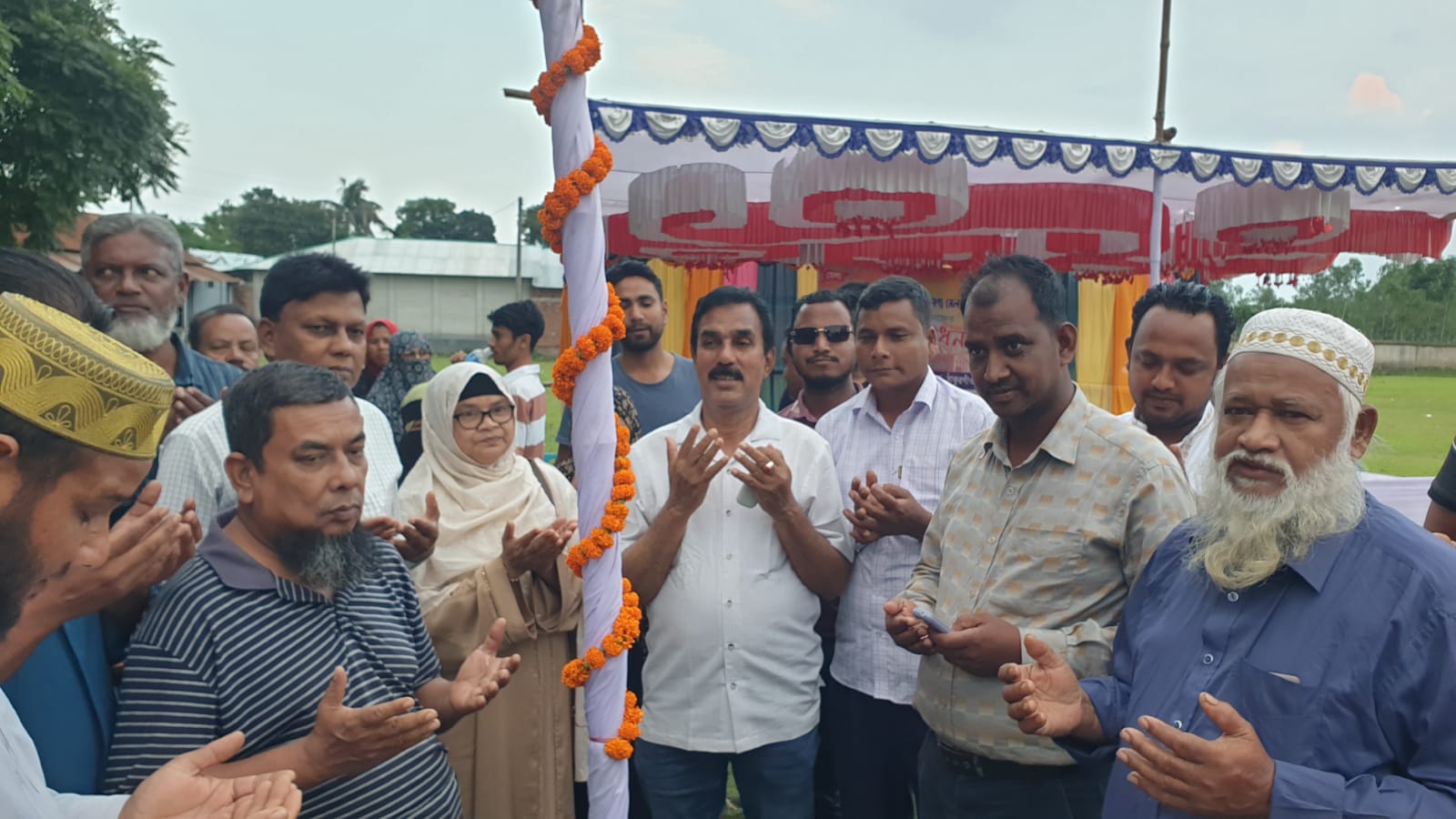 গ্রামীণ ঐতিহ্য রক্ষায় রুহিয়ায় মাসব্যাপী শিল্প মেলা, নির্মাণকাজের উদ্বোধন