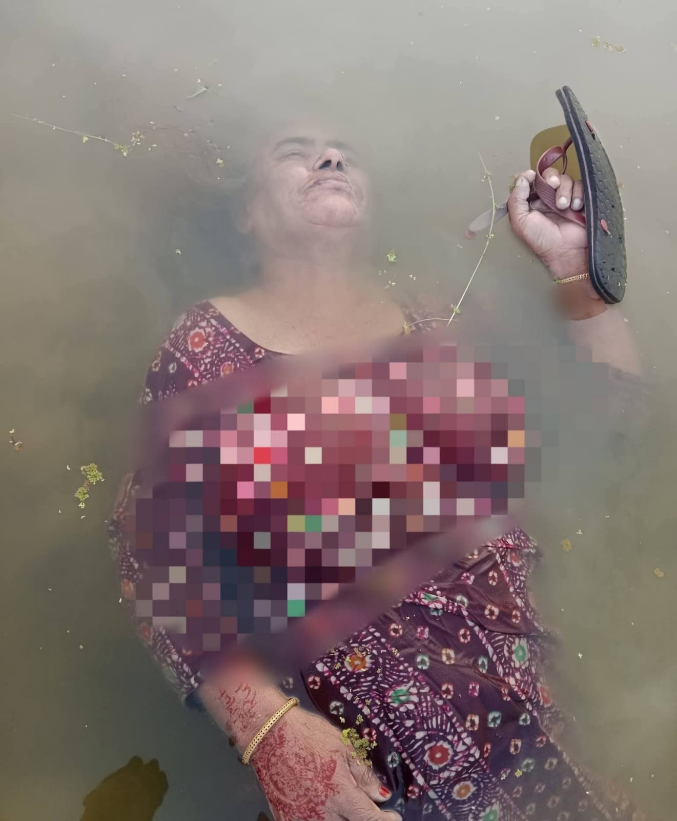 বকশীগঞ্জে বিল থেকে নারীর ভাসমান লাশ উদ্ধার