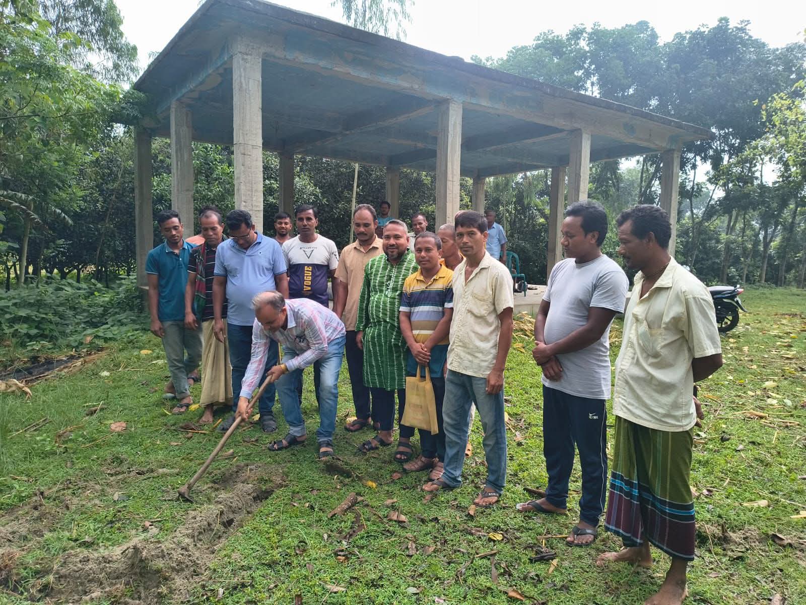 কাহারোলে সতীঘাটা মহাশশ্মানে শিব মন্দিরের ভিত্তিপ্রস্তর উদ্বোধন