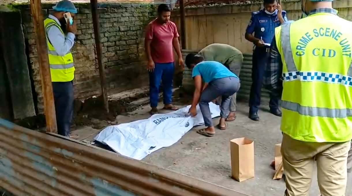 ঠাকুরগাঁওয়ে অডিটোরিয়ামের রান্নাঘরের পাশ থেকে যুবকের মরদেহ উদ্ধার