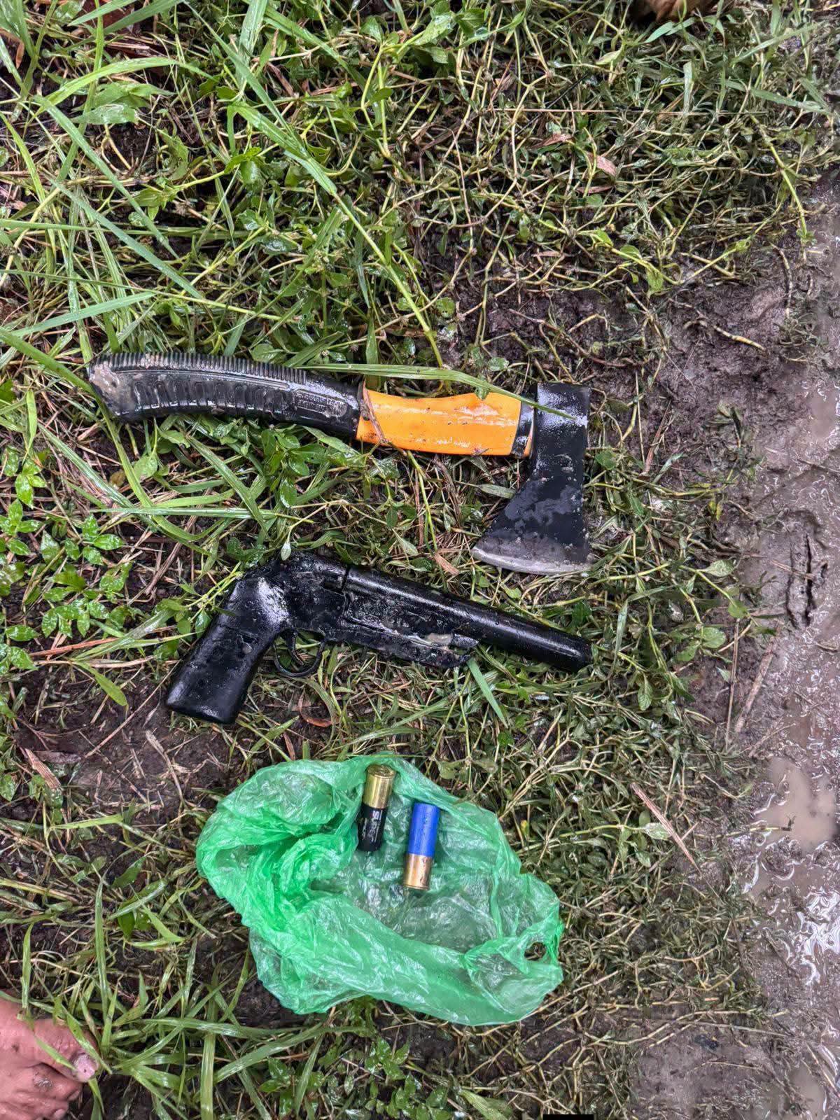 নড়াইলের কালিয়ায় ওয়ান শুটার গান ও গুলিসহ শীর্ষ সন্ত্রাসী গ্রেপ্তার