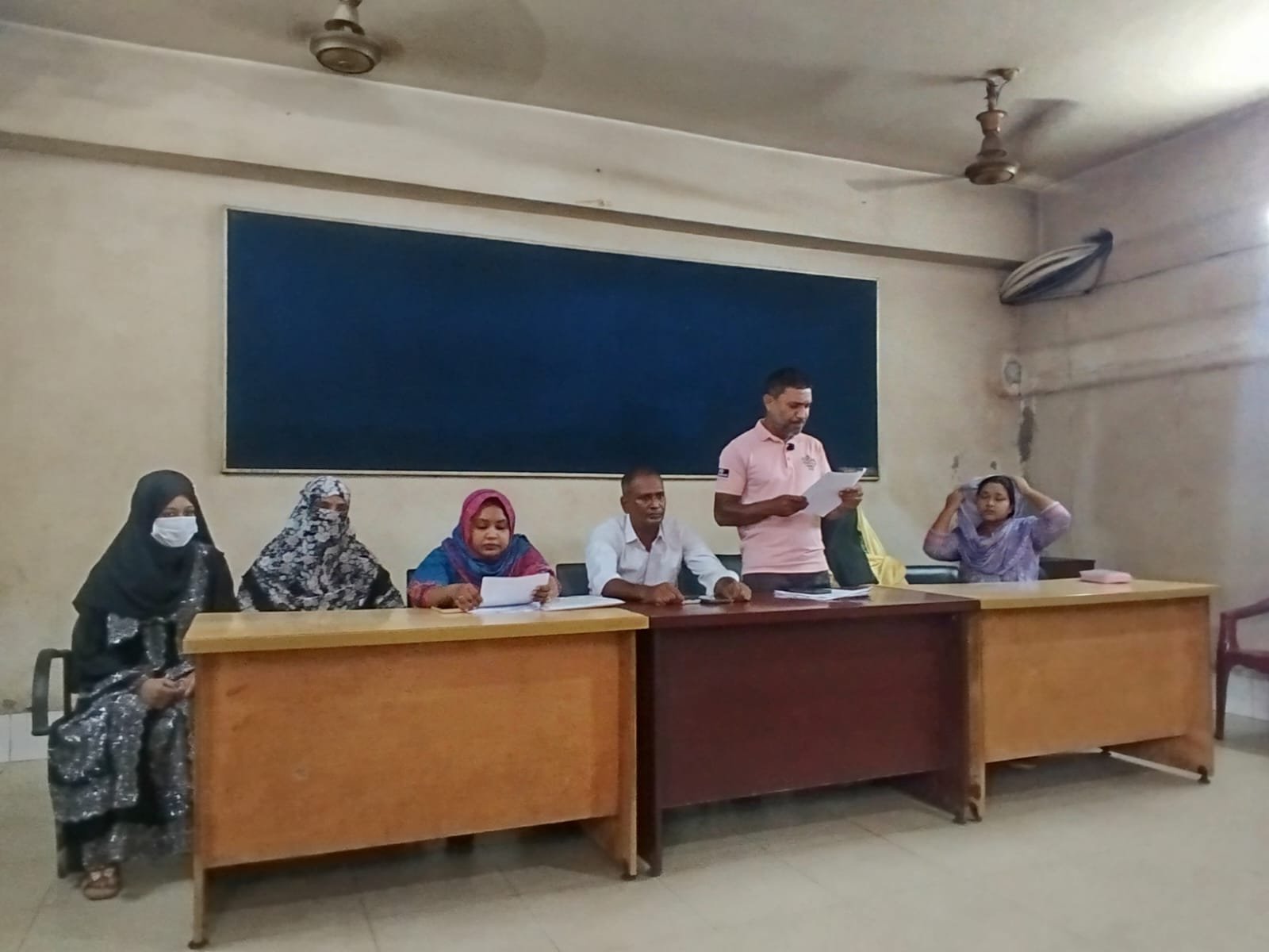 হরিহরনগর বাওড় দখল, মাছ লুট ও প্রাণনাশ হুমকি