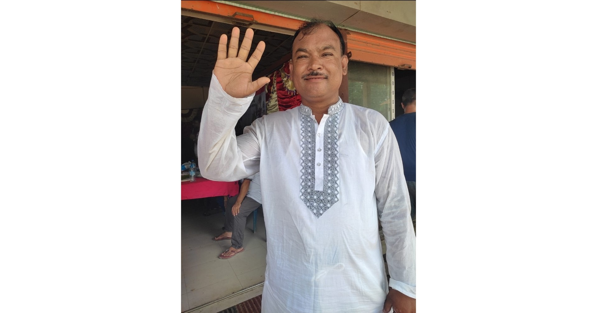 বক্তব্যে অনিচ্ছাকৃত শব্দ উচ্চারণের ব্যাখ্যা; সংবাদ সম্মেলনে দুঃখ প্রকাশ করলেন এনসিপি নেতা শফিজল ইসলাম