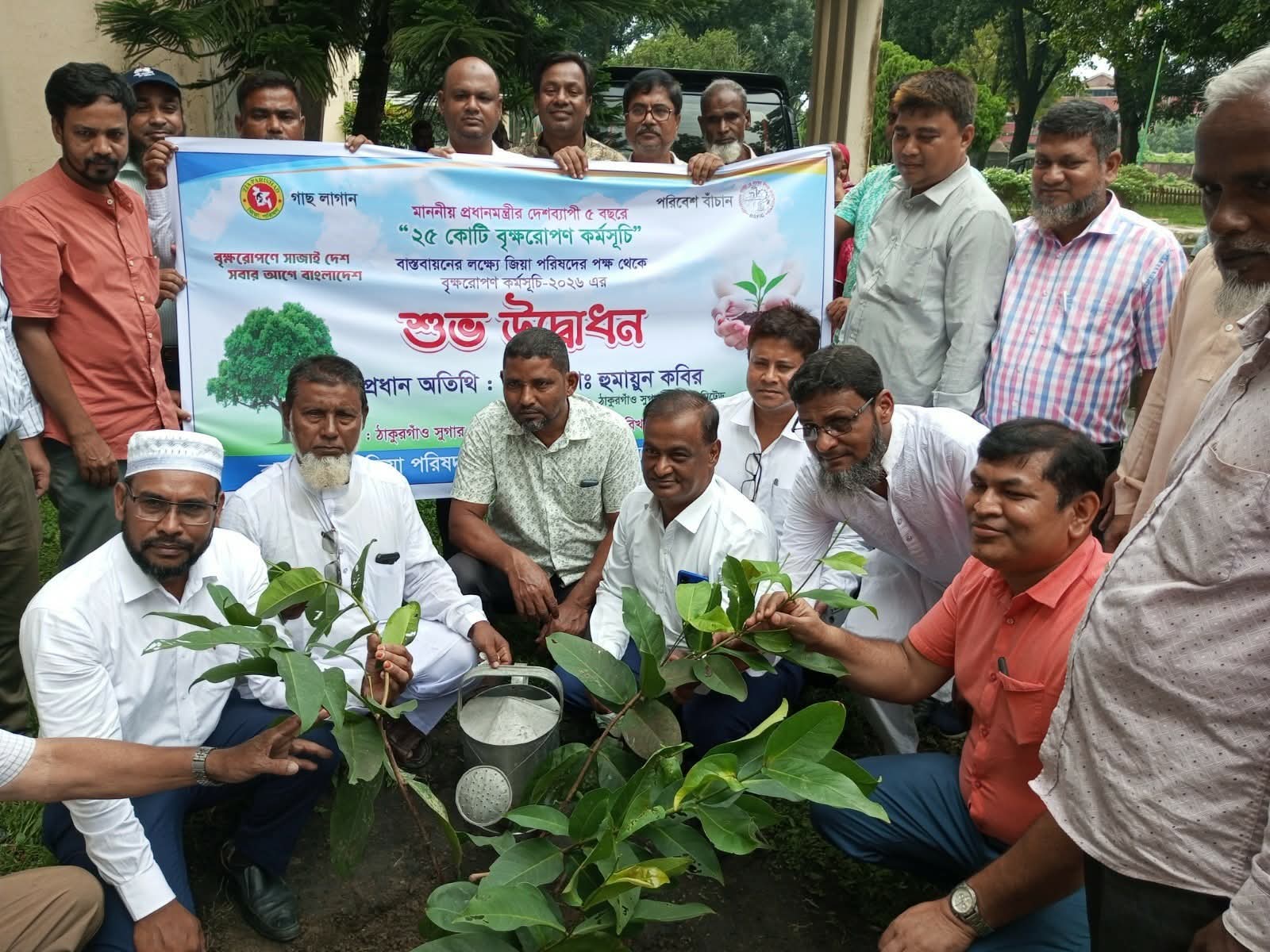 মিলে যোগদান করেই বৃক্ষরোপণ করলেন ঠাচিক এমডি
