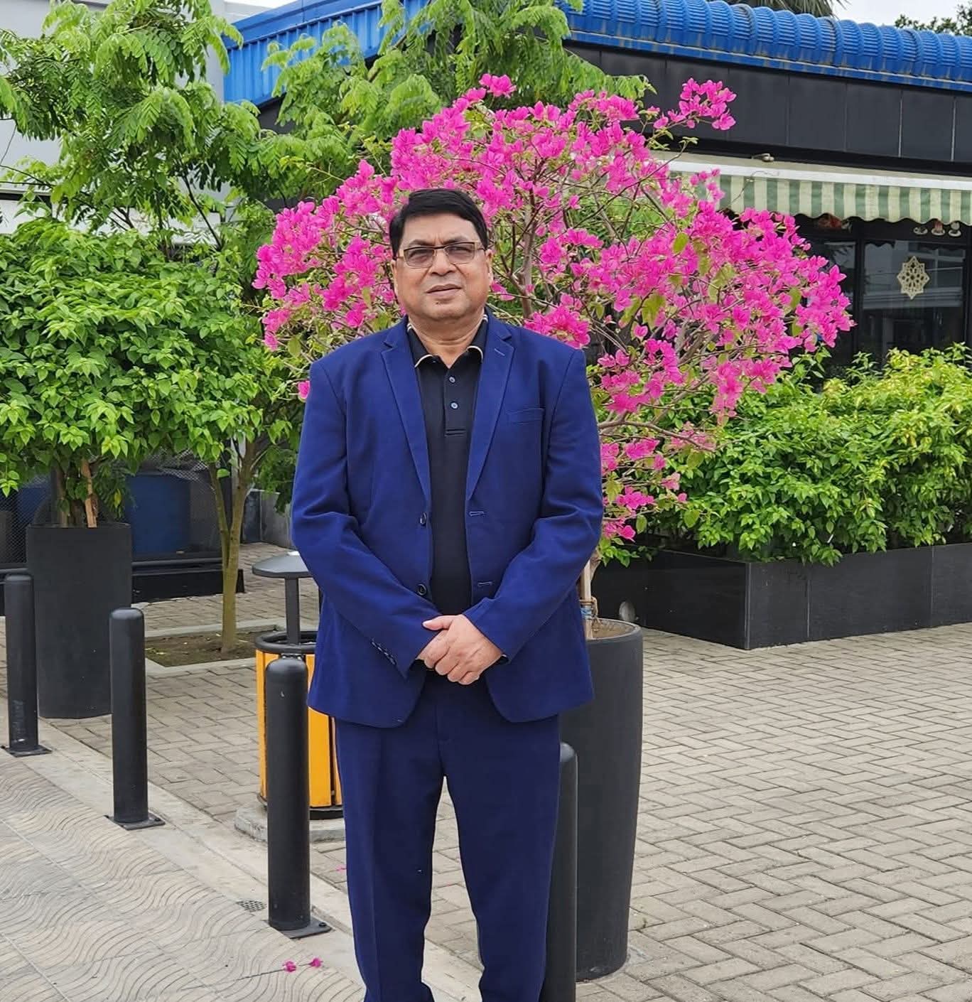 মোর নাম এই বলে খ্যাত হোক, আমি তোমাদেরই লোক’ — অধ্যাপক মঈনুল হাসান সাদিক